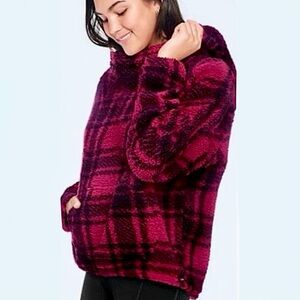 NWT Victoria’s Secret PINK Sherpa Plaid Sweater - Size large